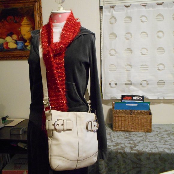 Scarf Knit Red Darker Gold Accents - Picture 7 of 8